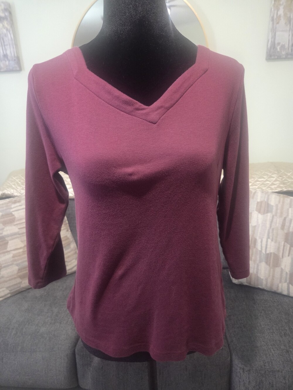 Coral Bay Women's V-Neck 3/4 Sleeve Knit Top - Wine